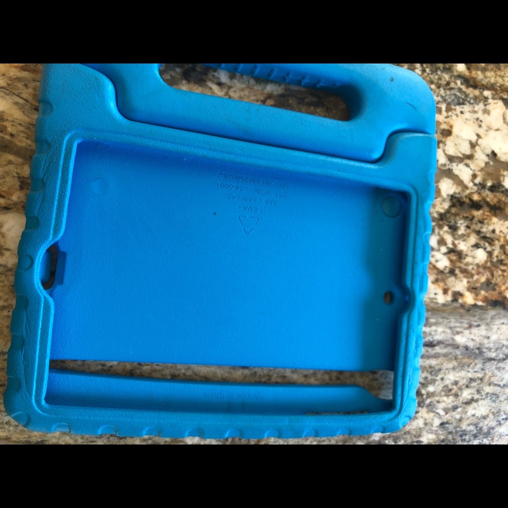 iPad case - Picture 2 of 2